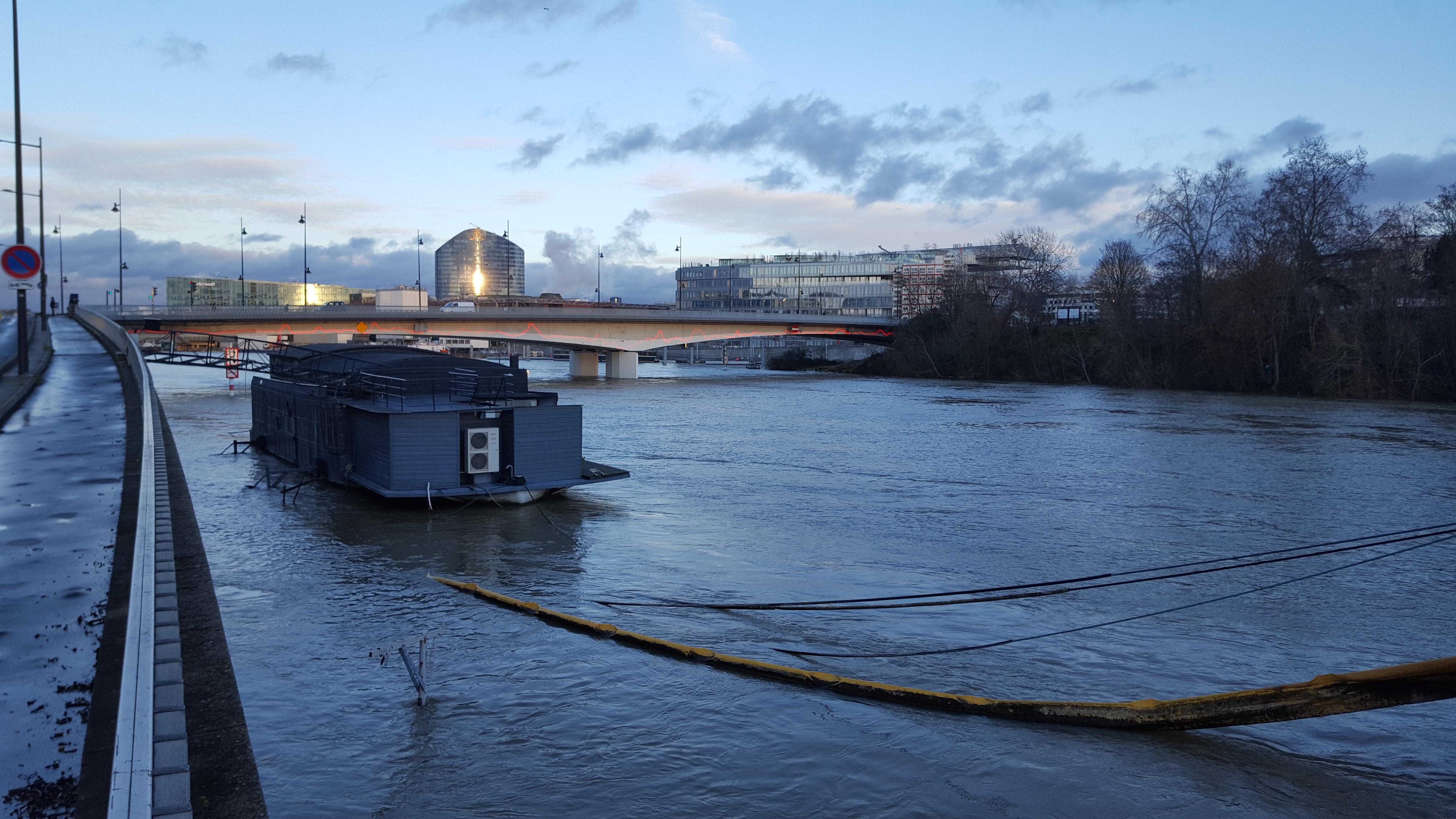 The Seine at Issy-les-Moulineaux